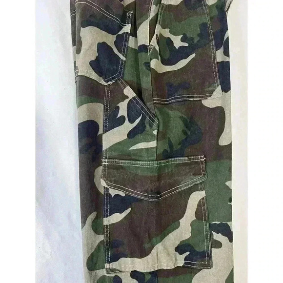 Almost Famous Crave Fame Juniors' High-Rise Utility Cargo Skater Pants‎ size M - Picture 8 of 11